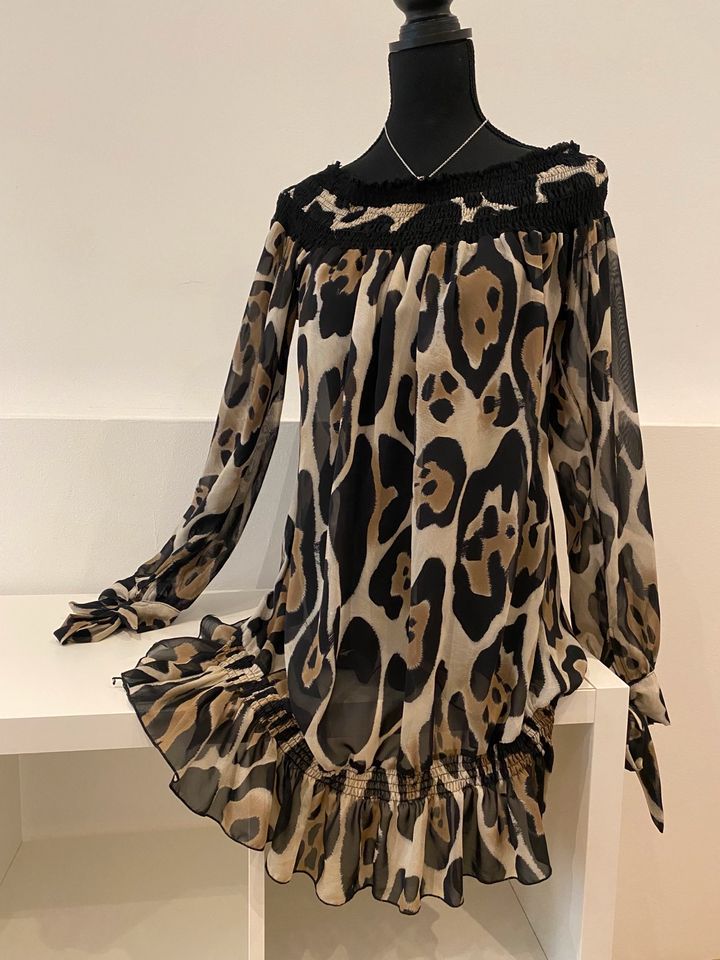 Sehr coole Bluse / Tunika Rinascimento,Leopard , Gr.L in Besigheim