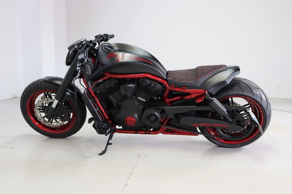 Harley-Davidson VRSCD Custom Umbau No-Limit in Dresden