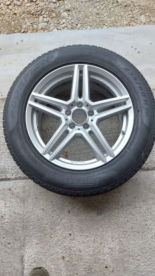 Pirelli 235/60R18 Winterreifen Mercedes GLC in Birenbach