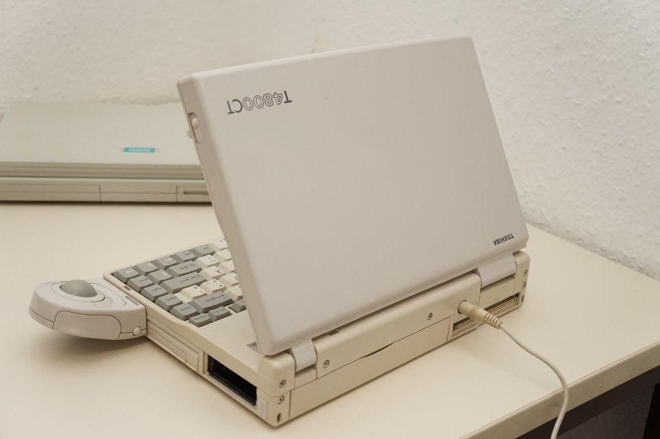 Toshiba T4800CT Sammlerzustand Laptop Notebook Windows 98 in Laupheim