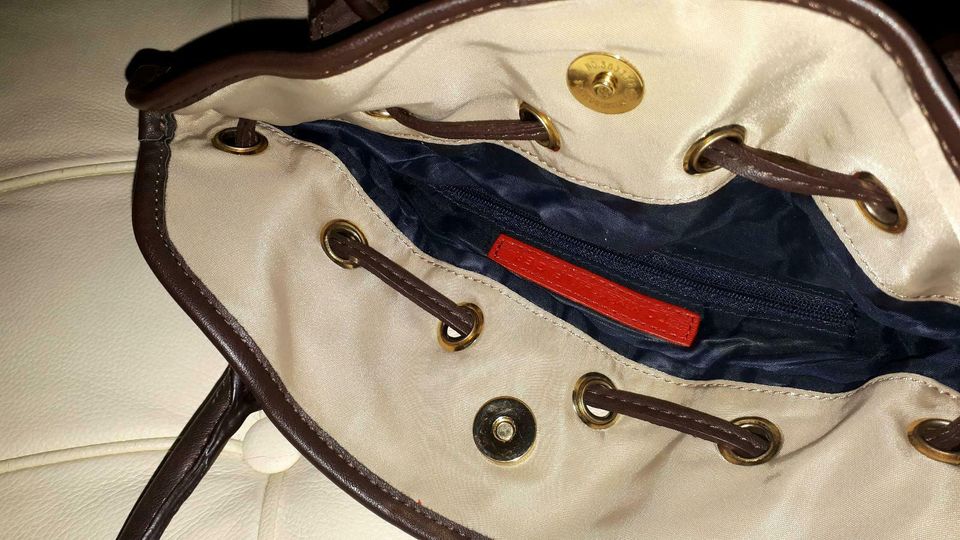 Thommy Hilfiger Handtasche in Nürnberg (Mittelfr)