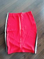 Bleistiftrock Stretch rot Gr. 38 Hessen - Babenhausen Vorschau