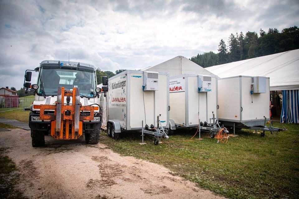 Kühlanhänger Tiefkühlanhänger -18° Grad Kühlcontainer ++ mieten + in Waging am See