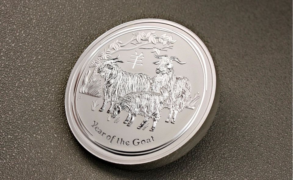 1 Kilo 999 Silber Münze 2015  Year of the Goat Elisabeth II *22 in Glücksburg