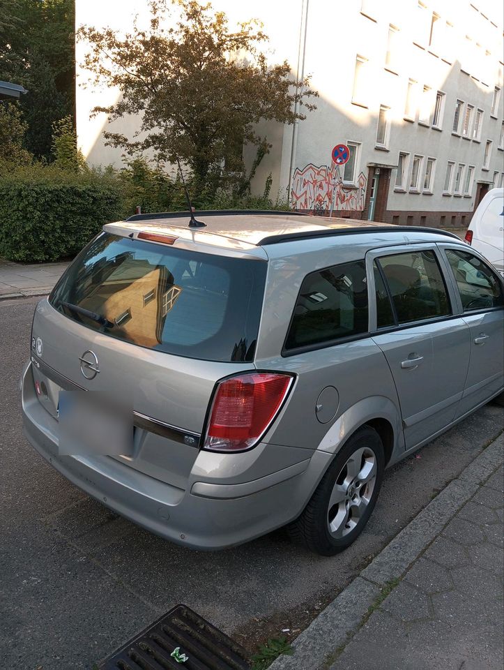 Opel Astra in Hamburg