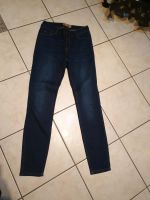 Damen Jeans Gr. 36 dunkelblau, Skinny, High Waist NEU Bayern - Furth im Wald Vorschau