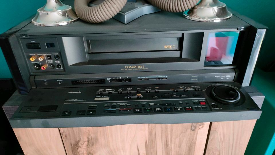 Highend S-VHS und S-VHS-C Videorekorder Panasonic NV-V8000 !!! in Hamburg