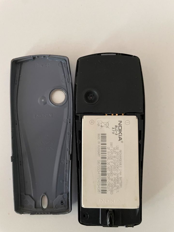 Nokia 7250 Farben Knopf Handy mit Kamera in Garbsen