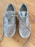 Sneaker weiß Silber von Marco Tozzi Baden-Württemberg - Offenburg Vorschau