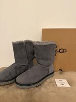 UGG Bailey Bow II grau  GR 41 Hamburg - Bergedorf Vorschau
