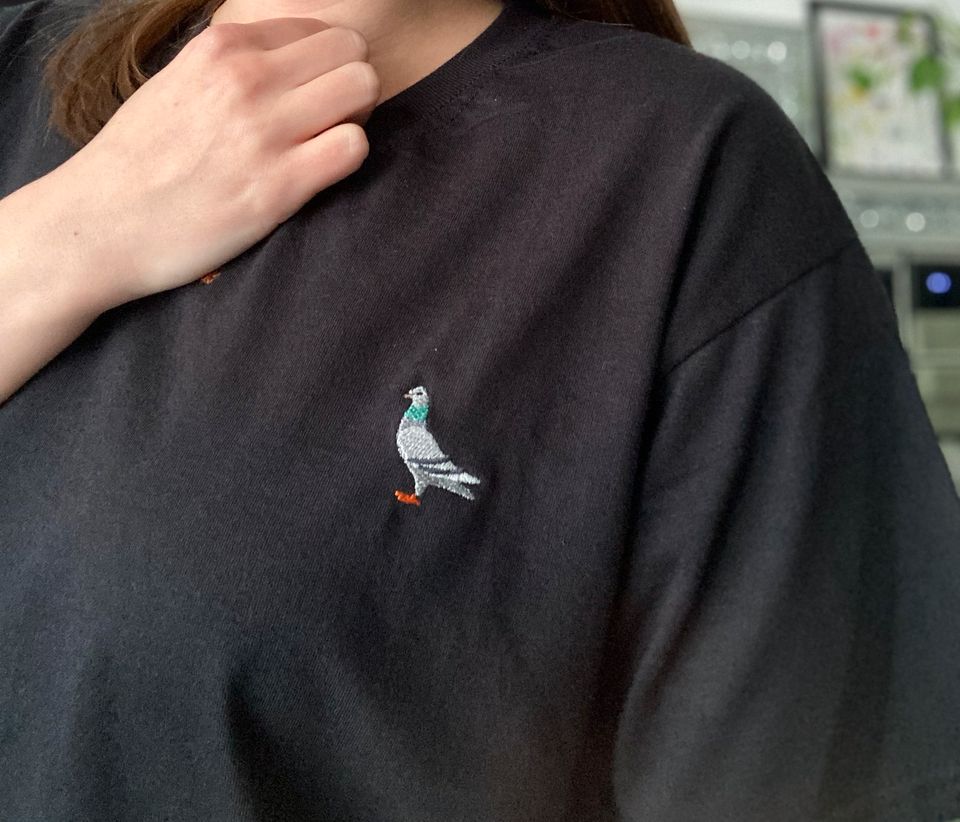T-Shirt schwarz Taube Pigeon Dove in Soltau
