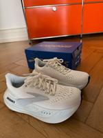 Neuer Brooks glycerin Laufschuh Frankfurt am Main - Bahnhofsviertel Vorschau