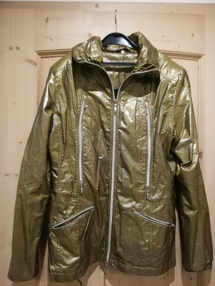 Goldene leichte Jacke Gr. 40 in Buchloe