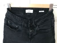 Jeans von Closed - Modell Baker Gr. 24 schwarz Pankow - Prenzlauer Berg Vorschau