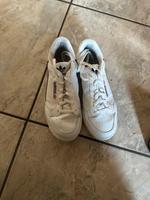 Die Schuhe wird nicht mehr gebraucht Hessen - Eichenzell Vorschau