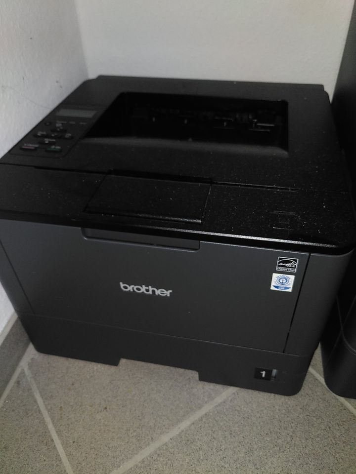 2x Defekter Laserdrucker Brother HL-L5100DN in Babenhausen