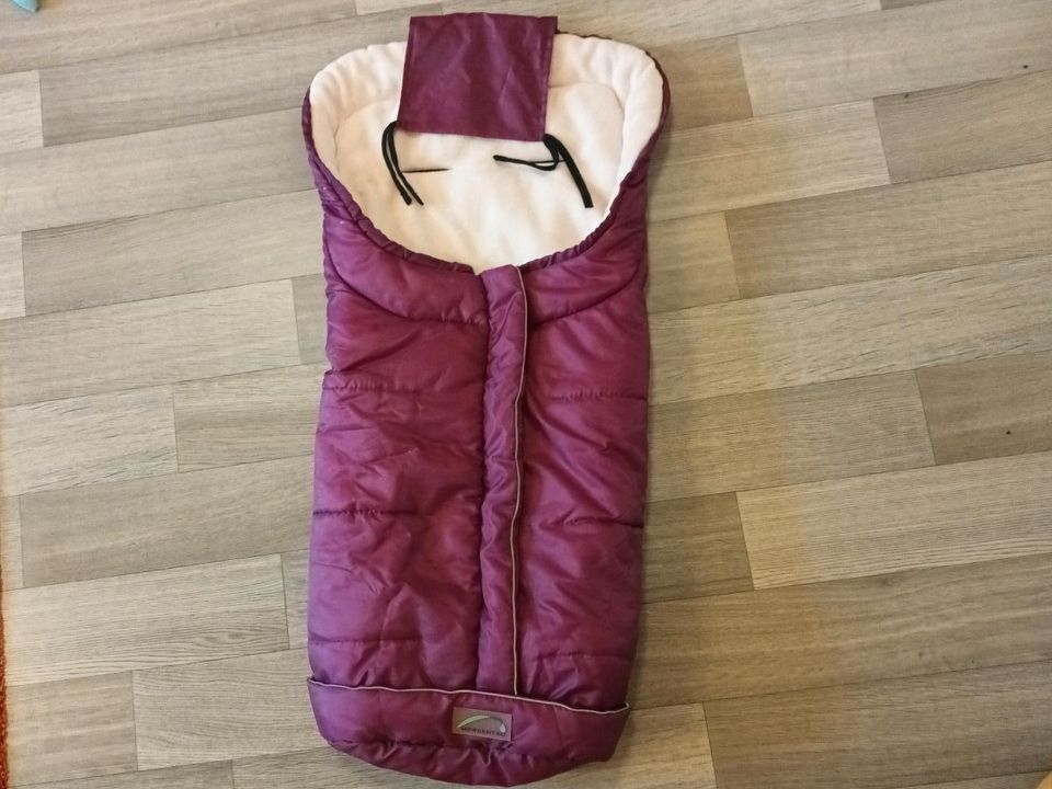 Winter-Fußsack Kinderwagen violett, wie neu, Morgentau in Penig