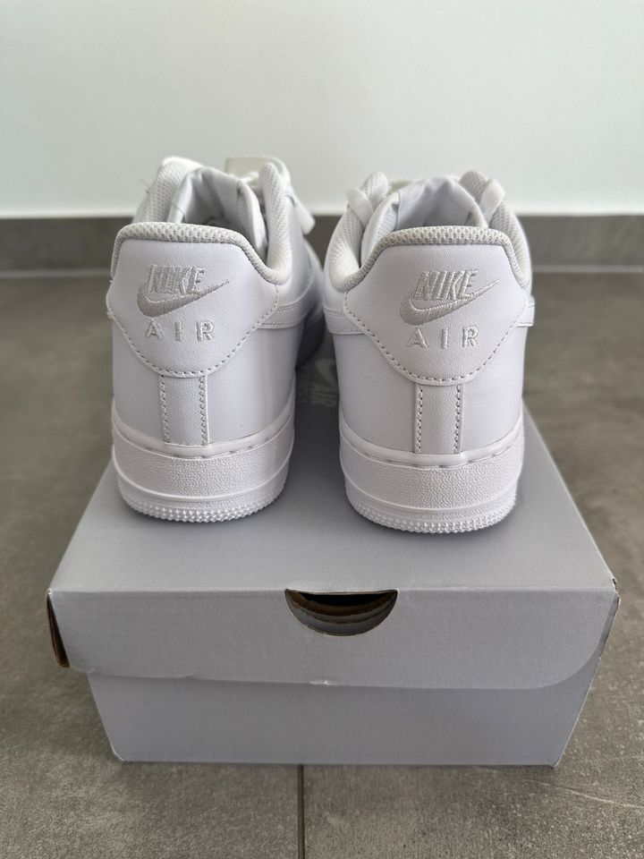 Nike Air Force 1 EU 42,5 in Saarlouis