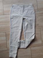 Zara Basic Hose weiss schwarz gestreift M Nordrhein-Westfalen - Gladbeck Vorschau