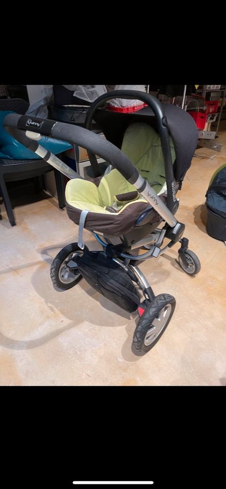 3 in1 Kinderwagen Set Quinny Maxi Cosi Adapter babyschale Buggy in Eningen