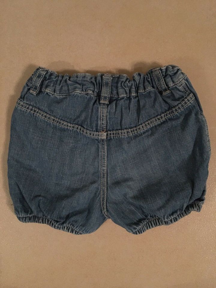 Jeans Shorts Mädchen Größe 80 in Nahe