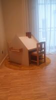 Haus Kindertisch mit 2 Stühlen / Ablage / Stiftehalter Hamburg-Mitte - Hamburg Horn Vorschau