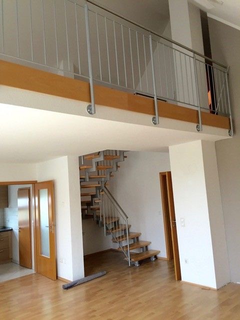Große 4-Zimmer Maisonettewohnung in schöner Wohnanlage zu vermieten! in Bad Neustadt a.d. Saale