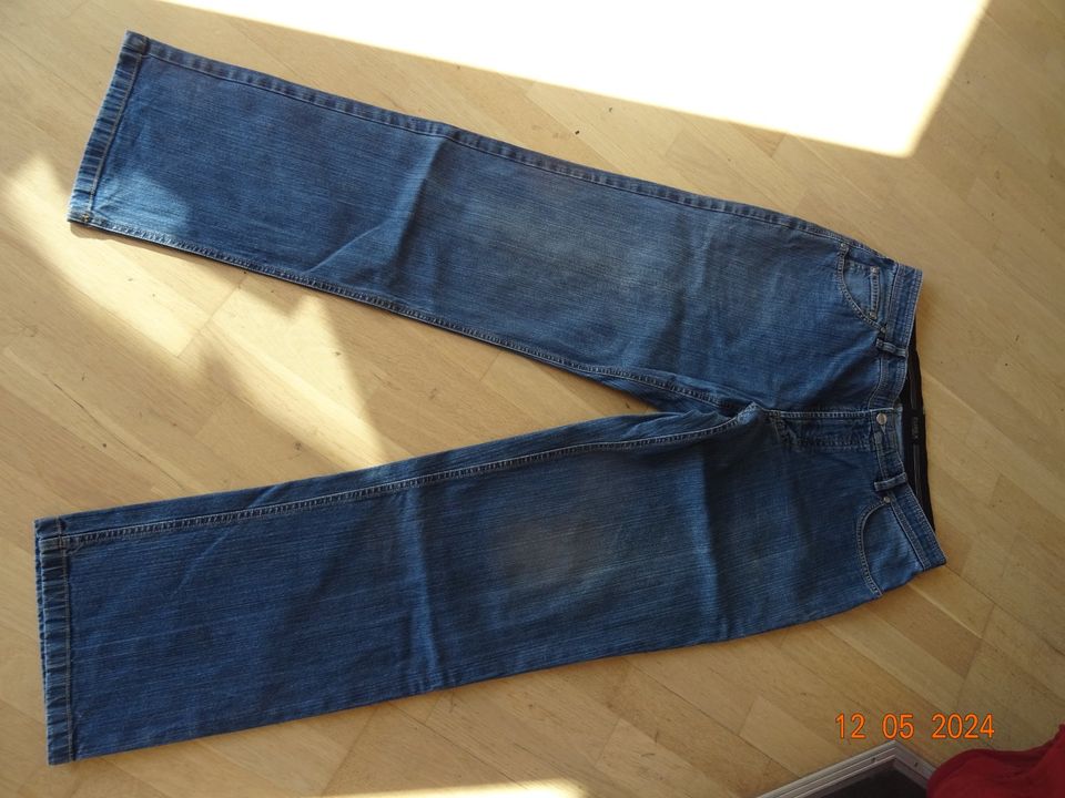 Jeans Herren, Eurex by Brax, GR.54, 38-34, blau, Topzustand in Goslar