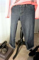 Neuwertige Joop RAVEN Capri 7/8 Hose Jeans, blau, W 27 / M Hessen - Wiesbaden Vorschau