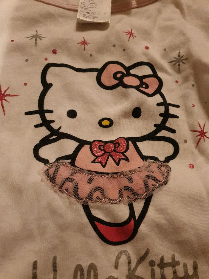 Hello kitty Schlafanzug 110/116 in Kaltenkirchen