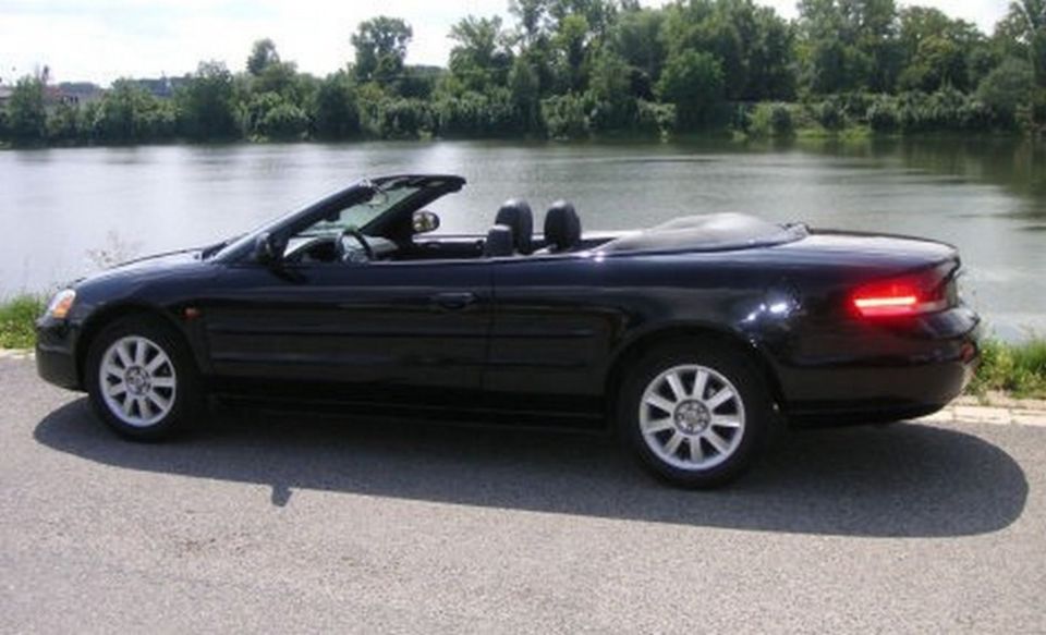 Schilder dran, losfahren! DaimlerChrysler Sebring Cabrio 2.7 Face in Roth b Hamm