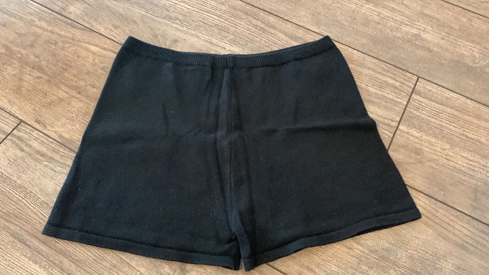 Damenkleidung XS/S von Esprit, Vero Moda, Zara, und co in Mudau