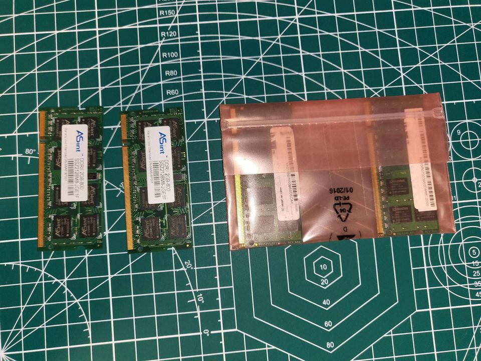 DDR2 SODIMM 4GB 2x2 800MHz RAM/Speicher in Berlin