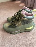 Adidas x Pharrell Williams Lp 249€ gr.40 2 Mal an .Nur 119€ Baden-Württemberg - Weinheim Vorschau