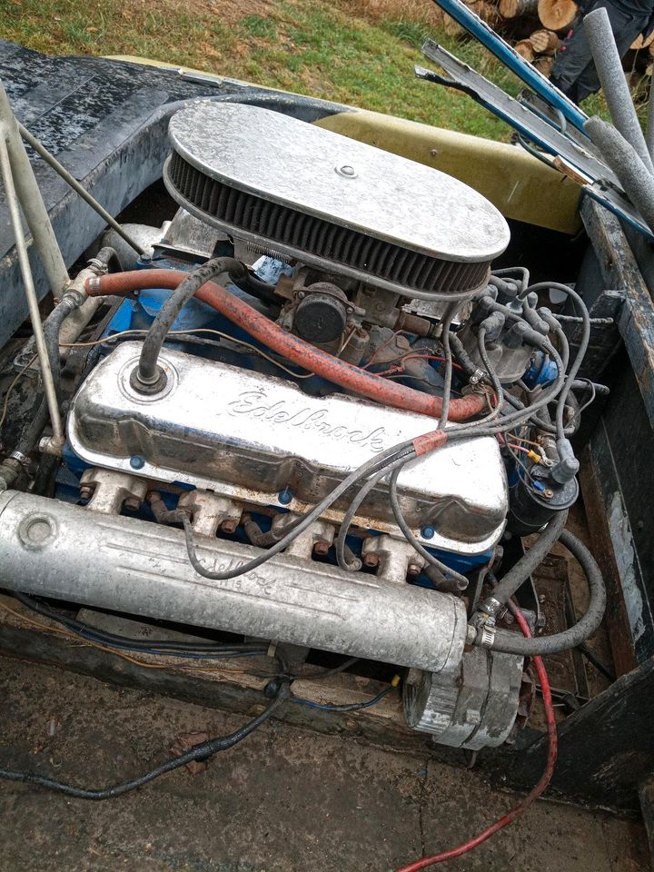 1969 jetboot Ford V8 in Kalbsrieth