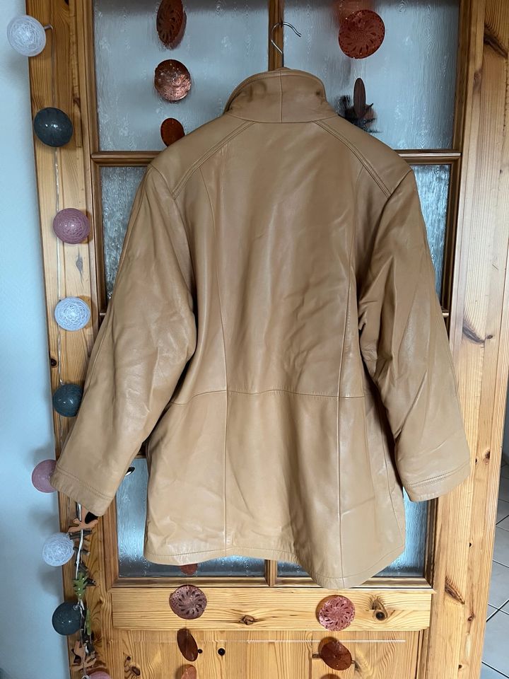 Lederjacke/Mantel Vintage Gr.42 in Edermünde