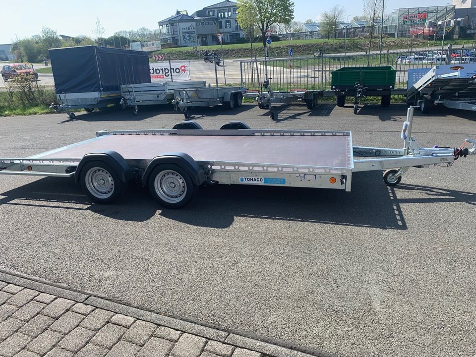 Tohaco  Autotransporter Absenk Luftgef Autoanhänger 2700kg Fernbe in Blankenheim