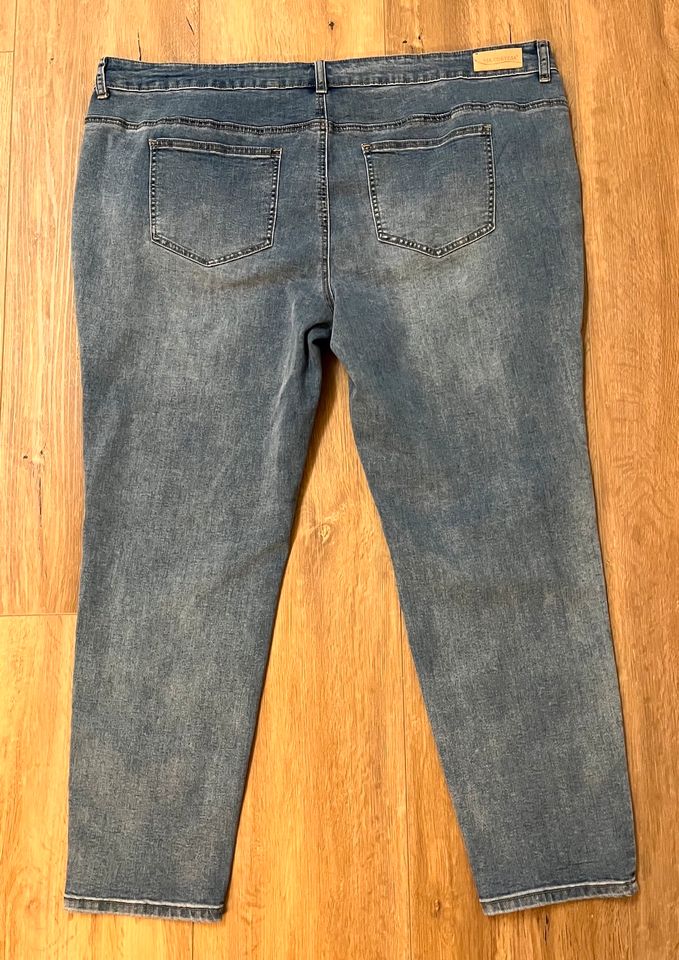 Tolle Jeans v. Via Cortesa - Skinny Denim Gr. 52 NEU m. Etikett in Dingolfing