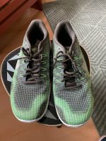 Nike Flex Running 46 / US 12 grün Niedersachsen - Tespe Vorschau