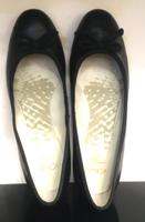 CLARKS Ballerina schwarz butterweiche Innensohle Leder 39 Top Berlin - Wilmersdorf Vorschau