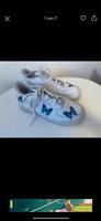 Nike Air Force 1 Sneaker Turnschuhe Schmetterling Gr. 40 Frankfurt am Main - Rödelheim Vorschau