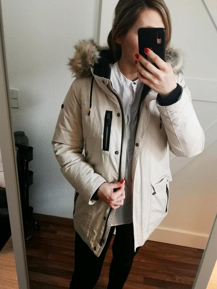 Esprit Daunenjacke Kurzmantel Damen Winterjacke creme beige in Chemnitz