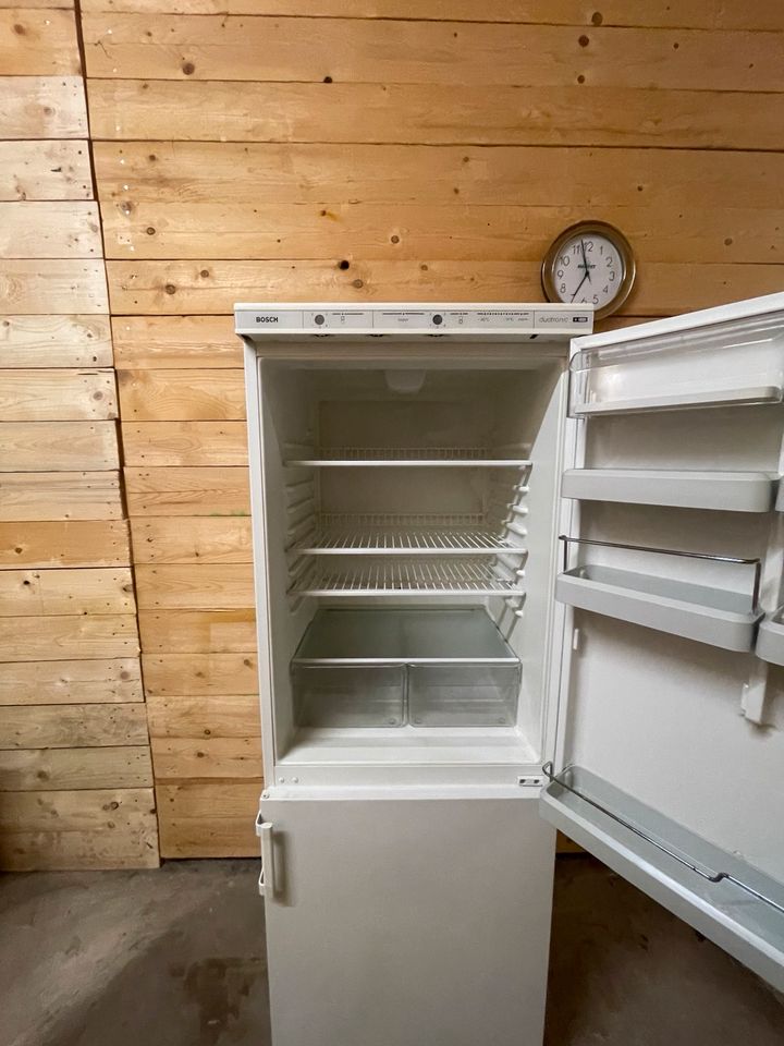 Bosch Kühlschrank Haushaltsgeräte Gefriergeräte (Lieferung möglich) in Hannover