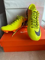 Fußballschuhe Nike Gr. 37,5 (unisex) Bayern - Hurlach Vorschau