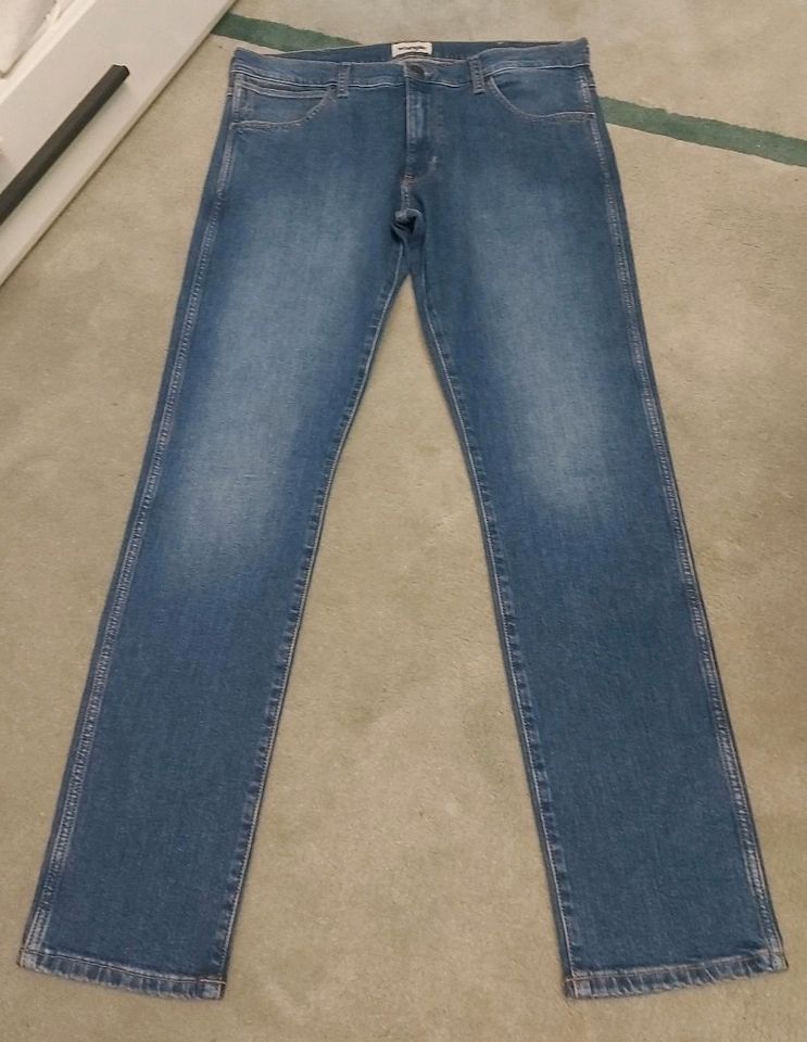 Wrangler Jeans Hose W 34 L 34 in Gummersbach