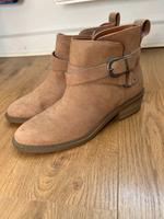Stiefeletten Bochum - Bochum-Süd Vorschau
