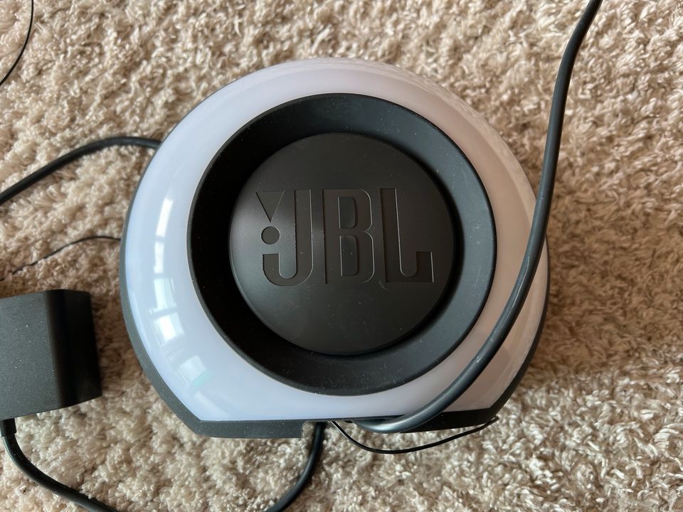 JBL Radio Wecker schwarz mit Licht in Bedburg