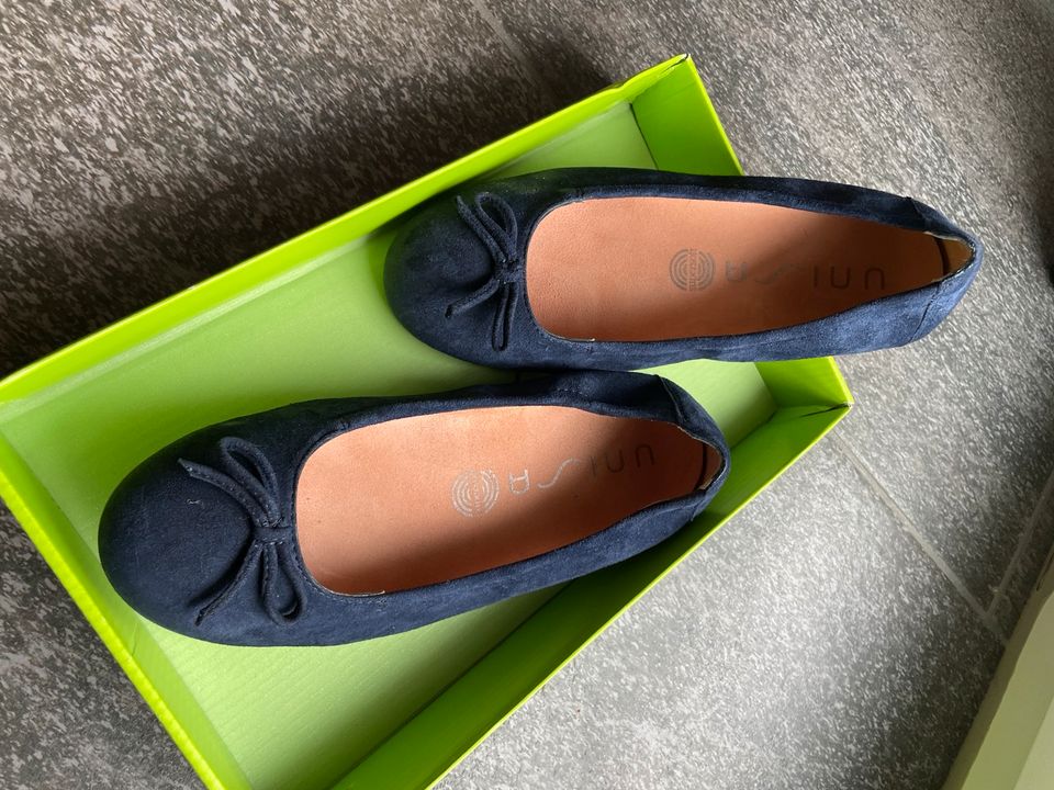 Ballerina Schuhe Kommunion Kleid GR 35 blau in Lohmar