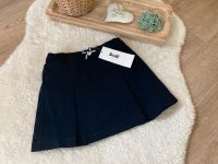 NEU ~ STEIFF ~ Rock mit Innenhose navy ~ Gr. 98 Rostock - Südstadt Vorschau