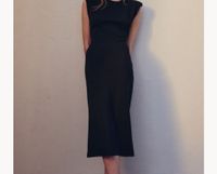 ZARA Midi Kleid Gr. M, DUNKELGRÜN! Neu! Leipzig - Burghausen-Rückmarsdorf Vorschau